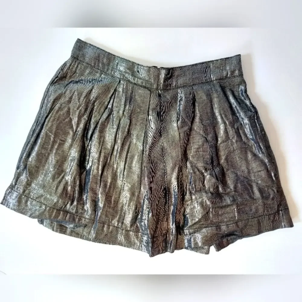 Silver Skirt‎ GapKids size 8 Adjustable Waist Zipper In Back